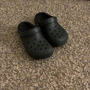 Black crocs
